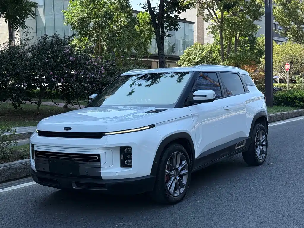 Geely Icon