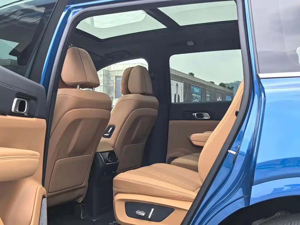 Li Auto Li ONE — миниатюра 6