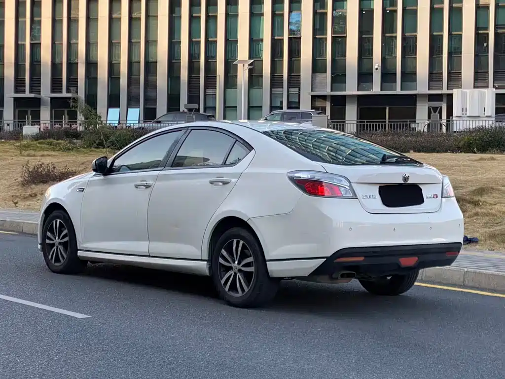 MG MG6 — миниатюра 5