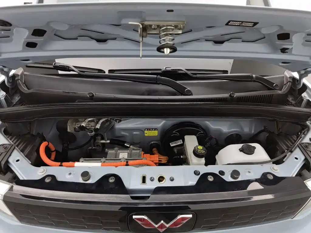Wuling MINIEV — миниатюра 6