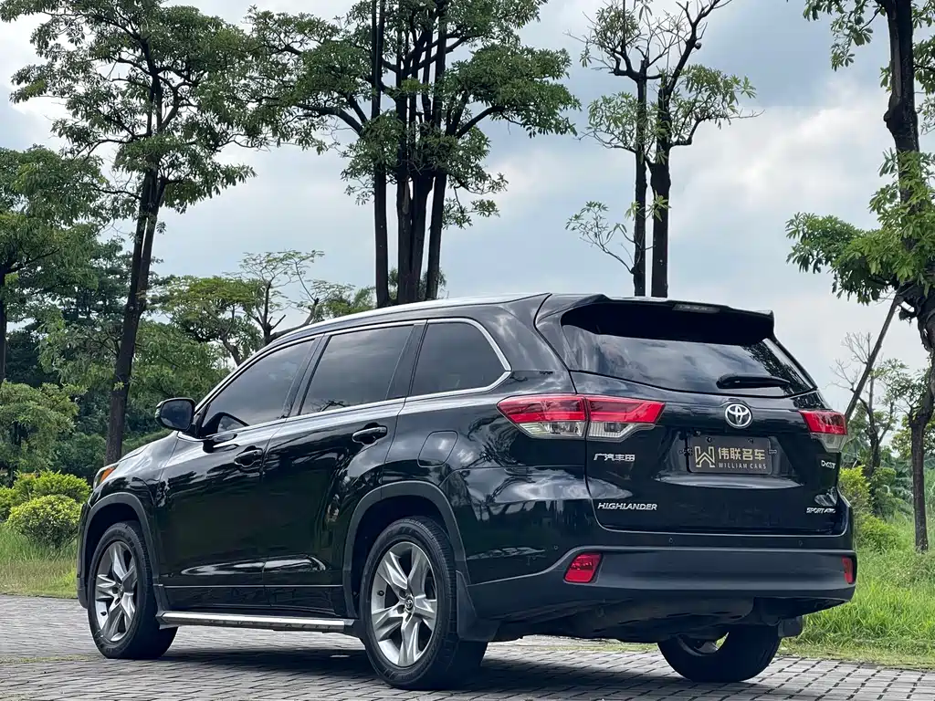 Toyota Highlander — миниатюра 4