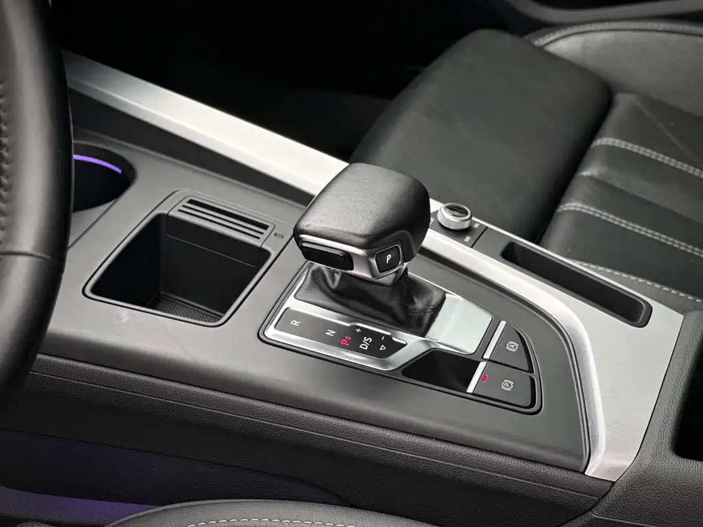 Audi A4L — миниатюра 7