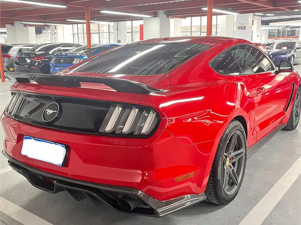 Ford Mustang — миниатюра 14