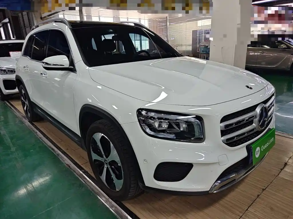 Mercedes-Benz GLB — миниатюра 4