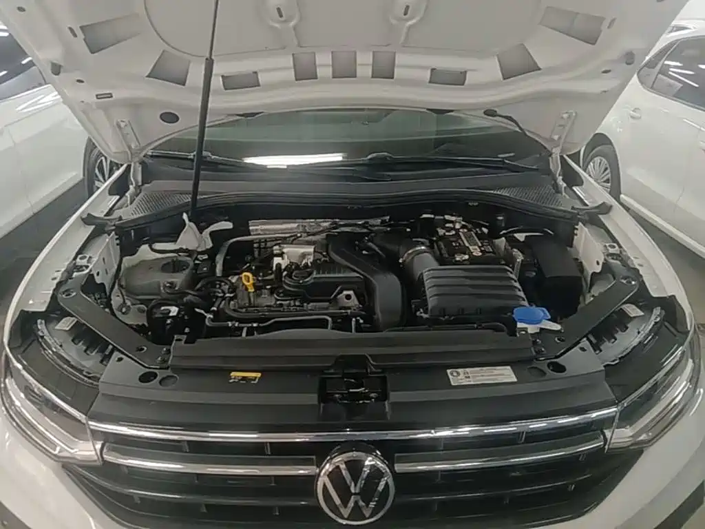 Volkswagen Tiguan L — миниатюра 20
