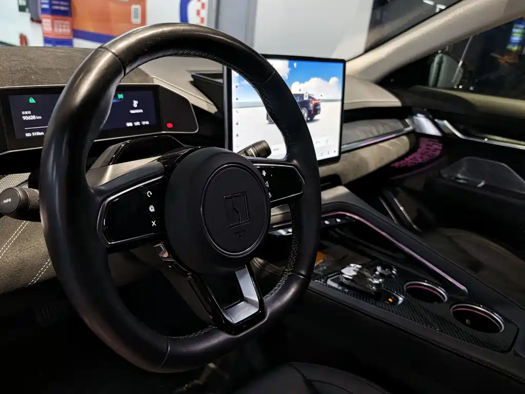 ZEEKR EXTREME KRYPTON 001