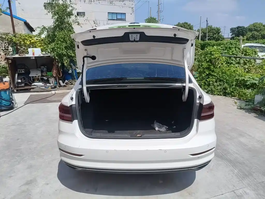 Volkswagen Lavida — миниатюра 19