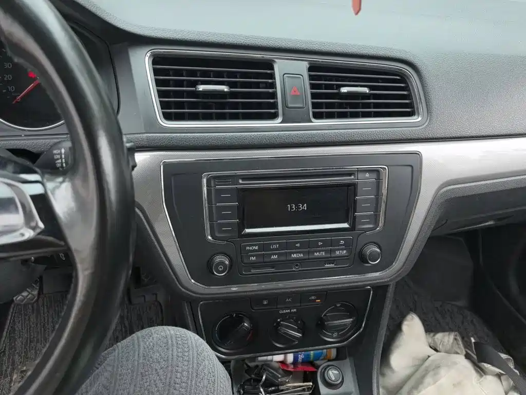 Volkswagen Lavida — миниатюра 9