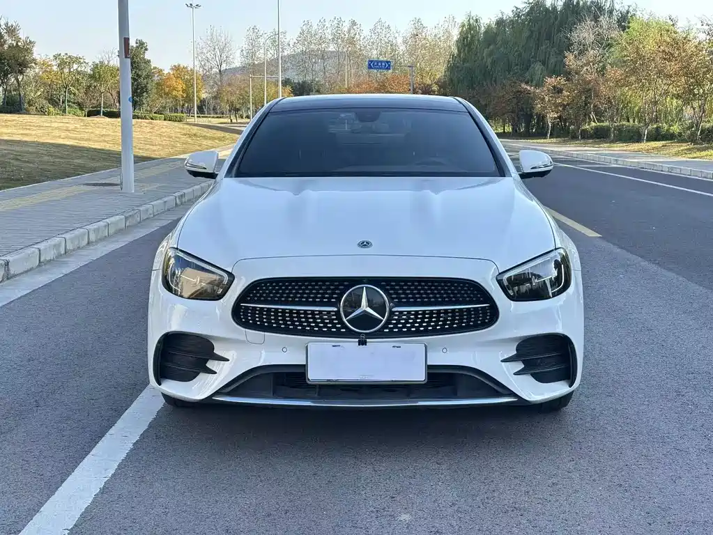 Mercedes-Benz E-Class 2021