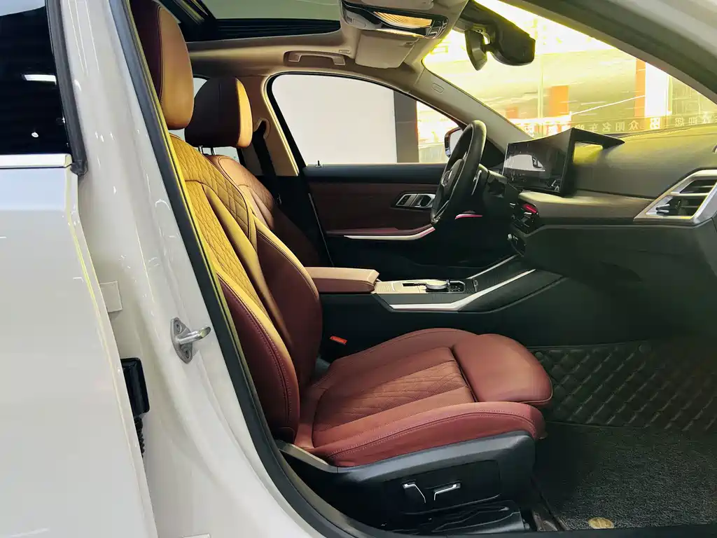 BMW 3 Series — миниатюра 11