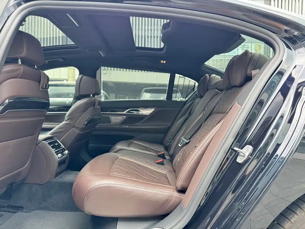 BMW 7 Series 7 2019 740Li Lead M Sport