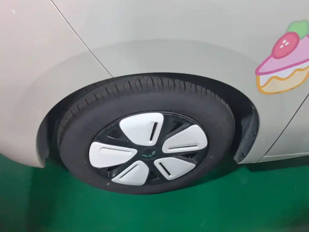 Wuling MINIEV — миниатюра 23