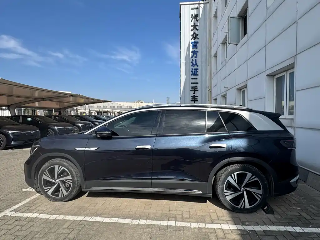Volkswagen ID.6 Crozz — миниатюра 6