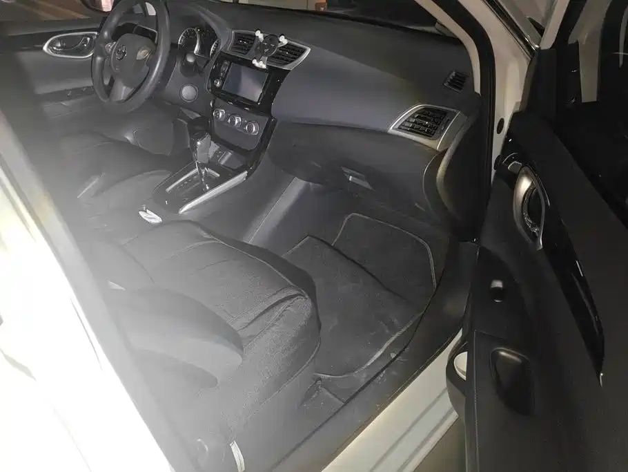 Nissan Sylphy — миниатюра 8