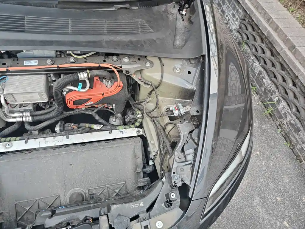 Tesla Model 3 — миниатюра 22