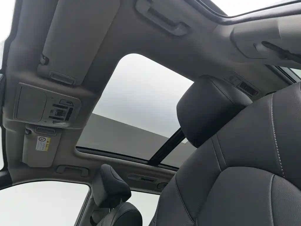 Toyota Highlander — миниатюра 14