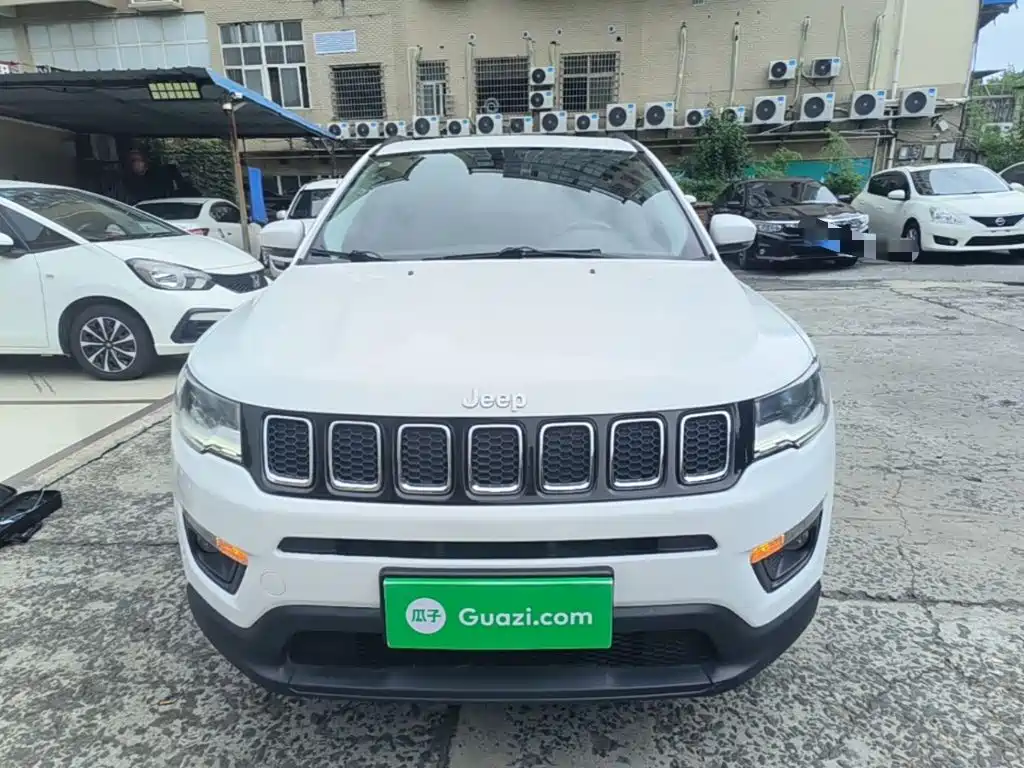 Jeep Compass — миниатюра 3
