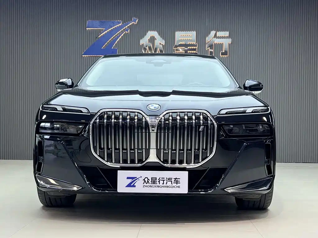 BMW i7 2023 eDrive50L Lead M Sport