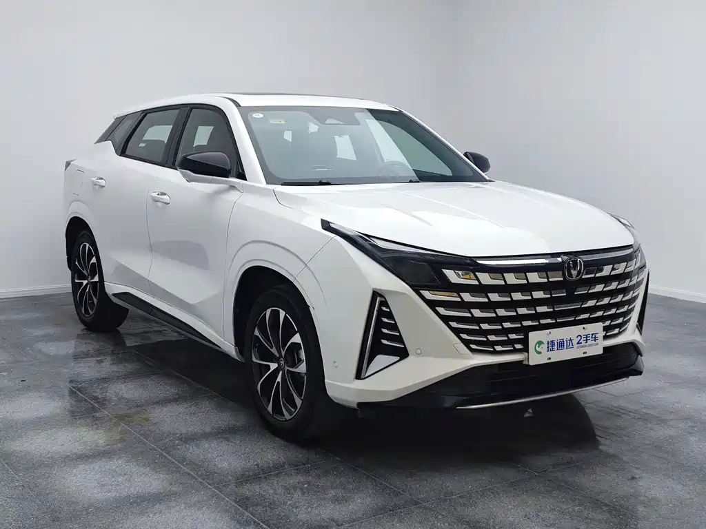 Changan UNI-Z New Energy — миниатюра 19