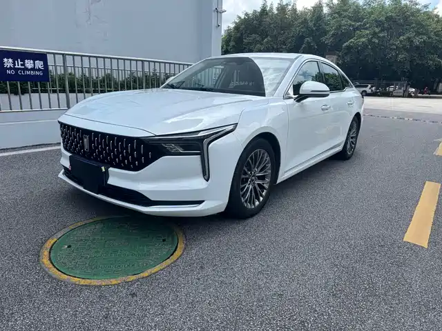 2021 Bestune B70