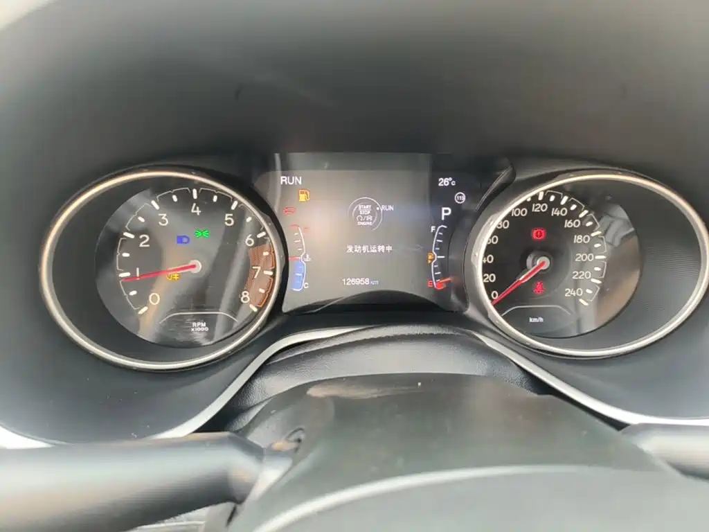 Jeep Compass — миниатюра 12