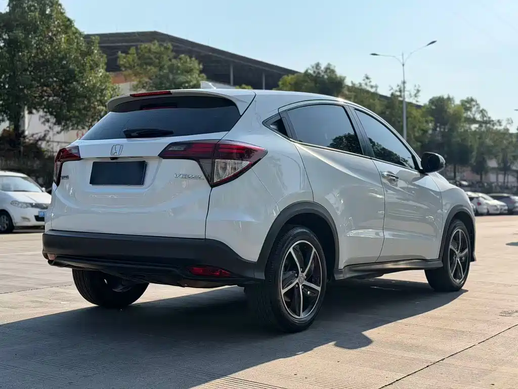 Honda Vezel — миниатюра 9