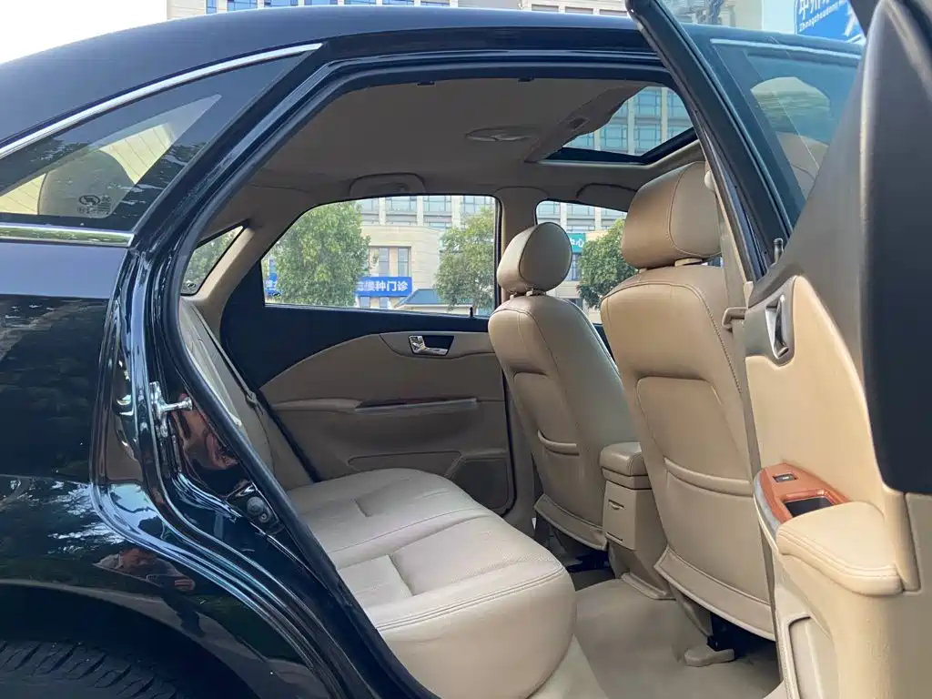 Buick Excelle — миниатюра 7