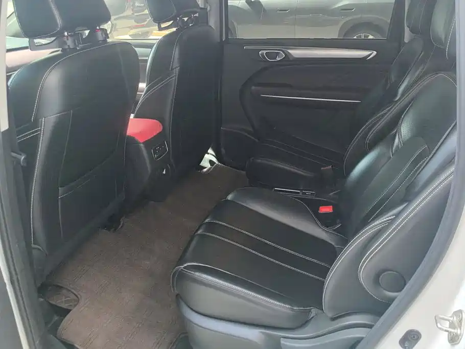 GAC Motor Trumpchi M6 — миниатюра 11