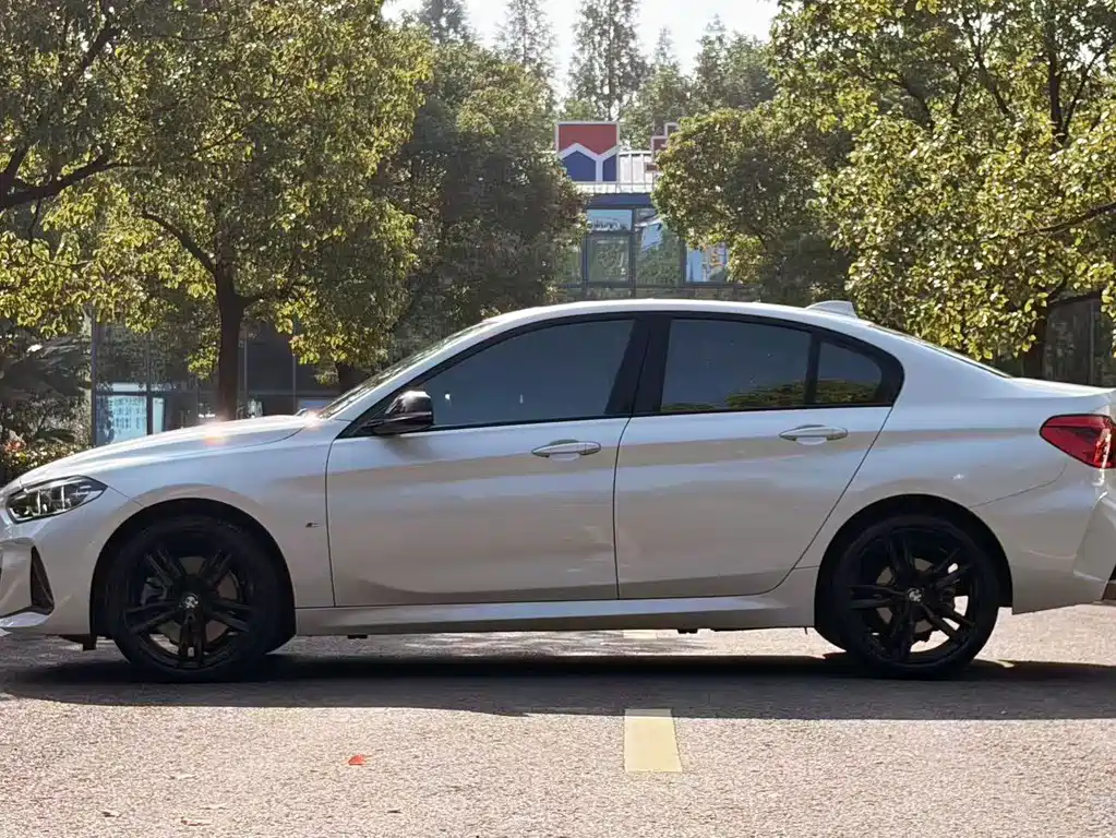 BMW 1 Series — миниатюра 8