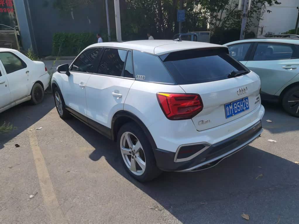 Audi Q2L 1.4 л 2023 г. Белый, пробег 26000 км