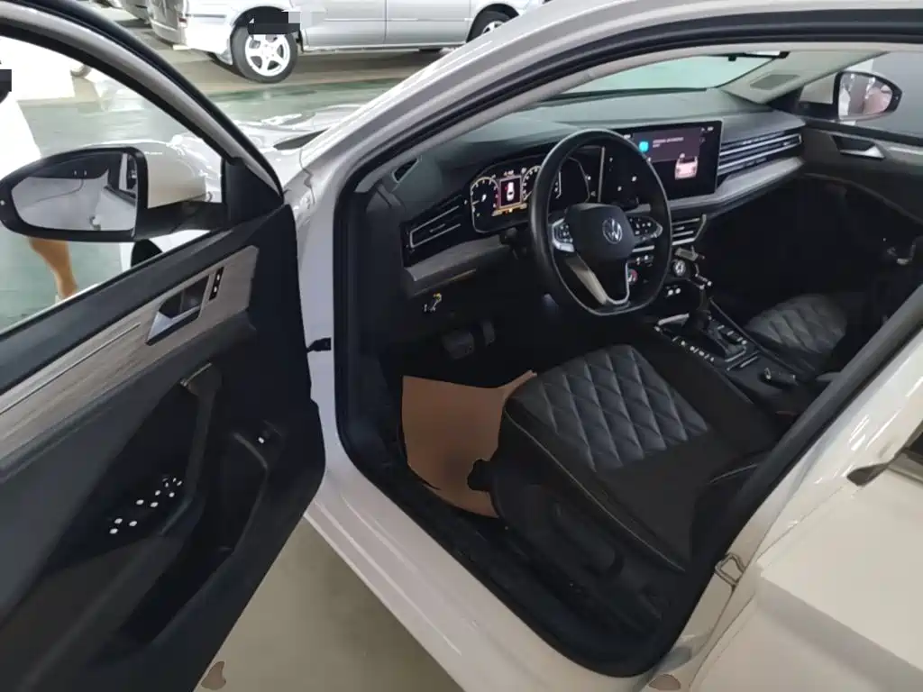 Volkswagen Sagitar — миниатюра 16
