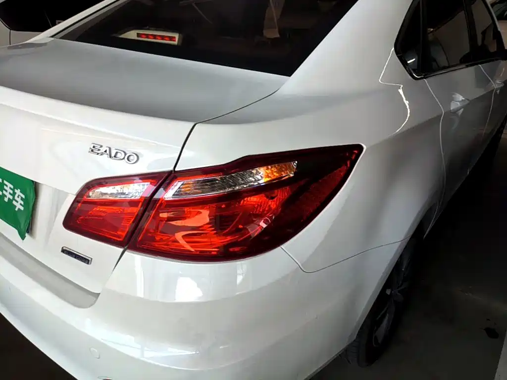 Changan Eado — миниатюра 8