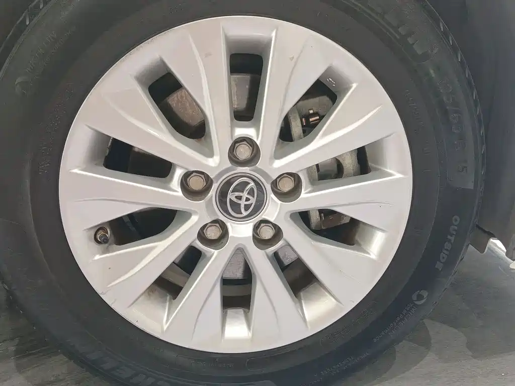 Toyota Corolla — миниатюра 20