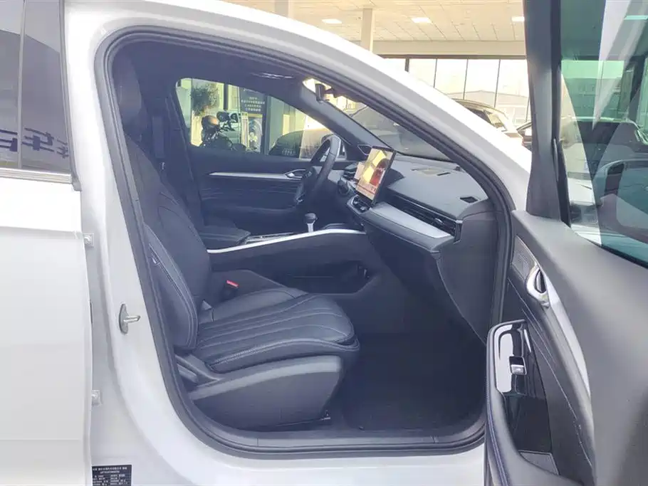 GEELY AUTOMOBILE XINGRUI