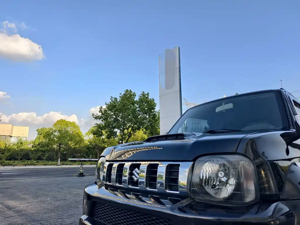 Suzuki Jimny — миниатюра 14