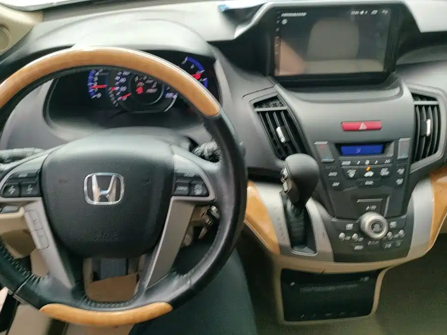Honda Odyssey — миниатюра 12