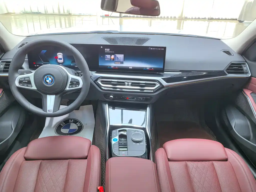 BMW i3 — миниатюра 21