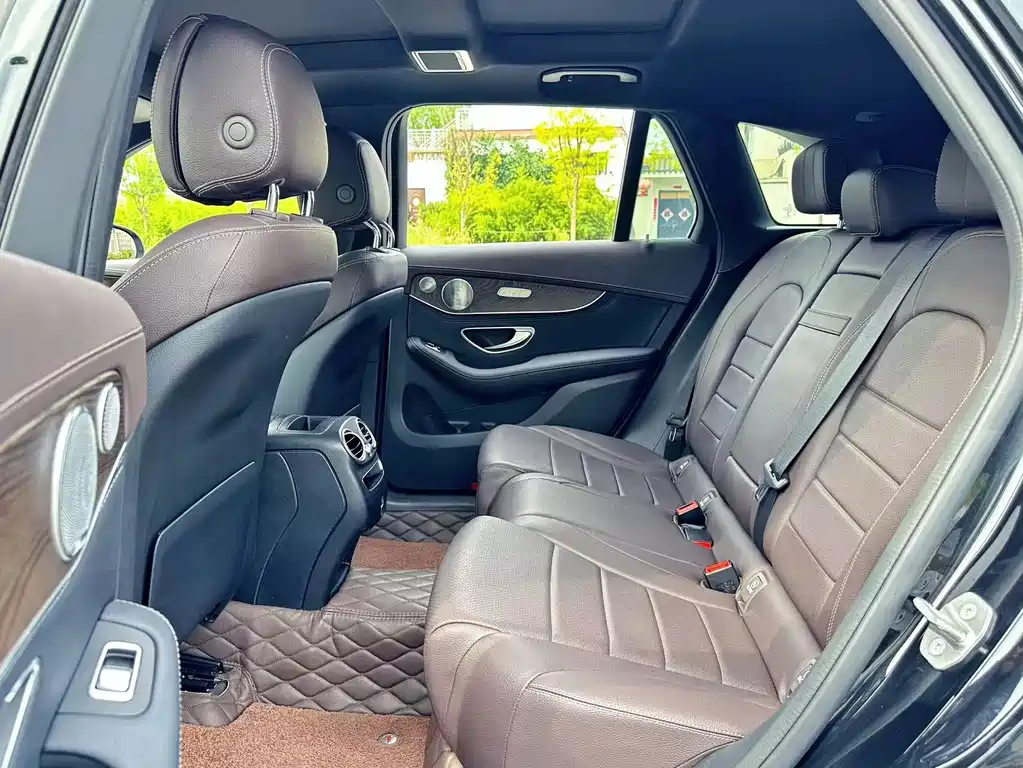 Mercedes-Benz GLC — миниатюра 7