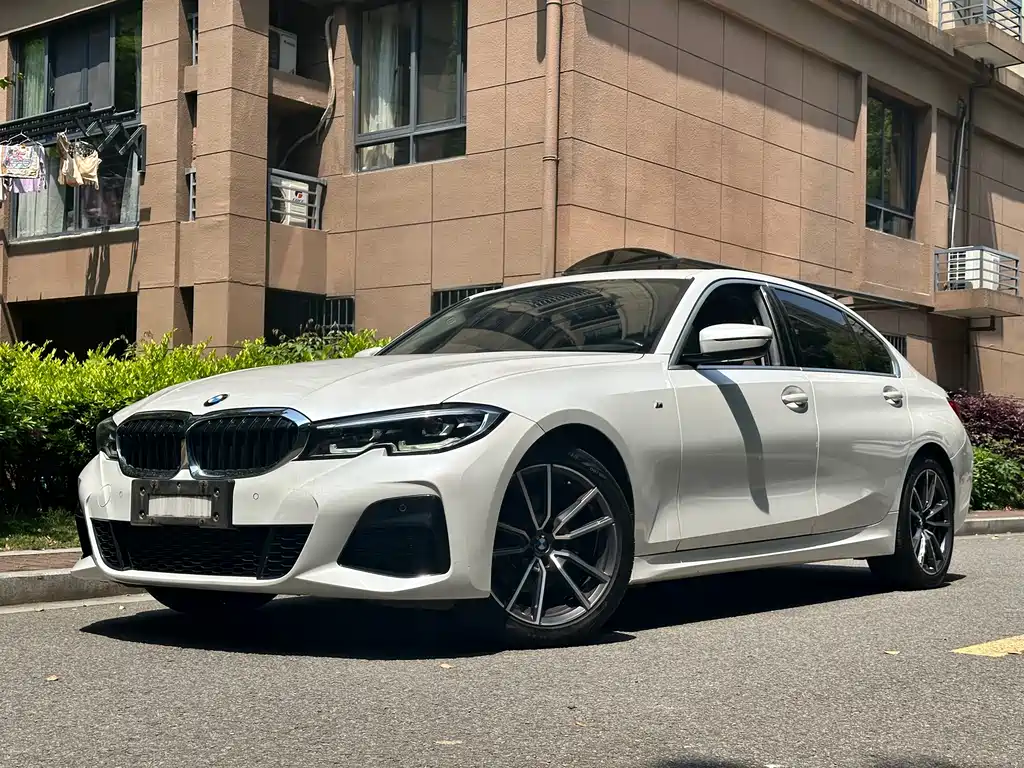 BMW 3 Series 2021