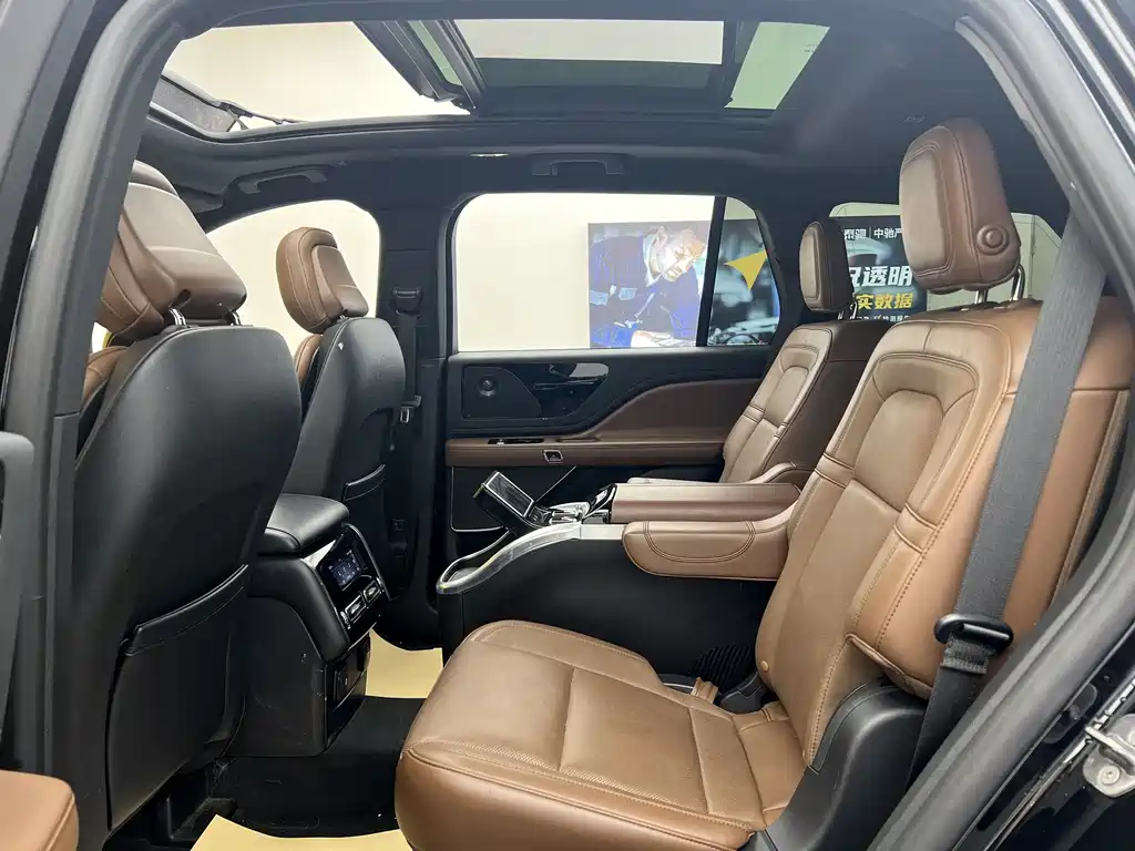 Lincoln Aviator 2021 3.0T V6