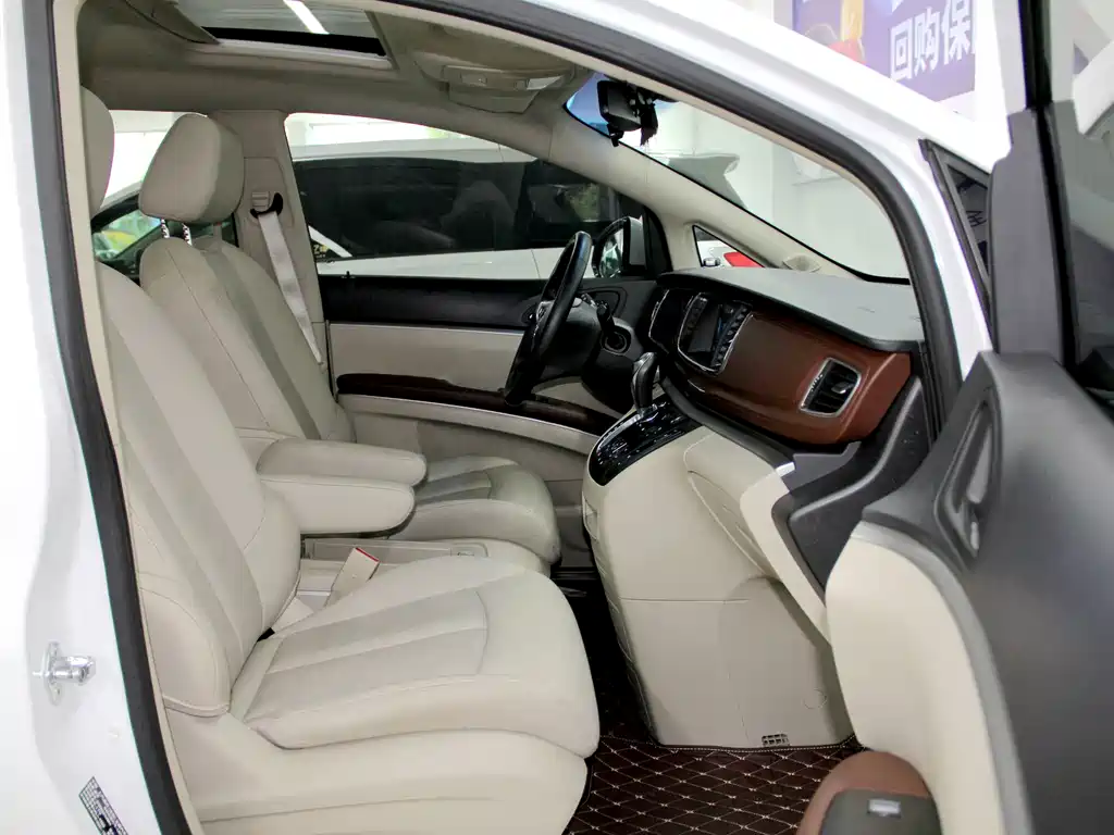 Buick GL8 — миниатюра 4