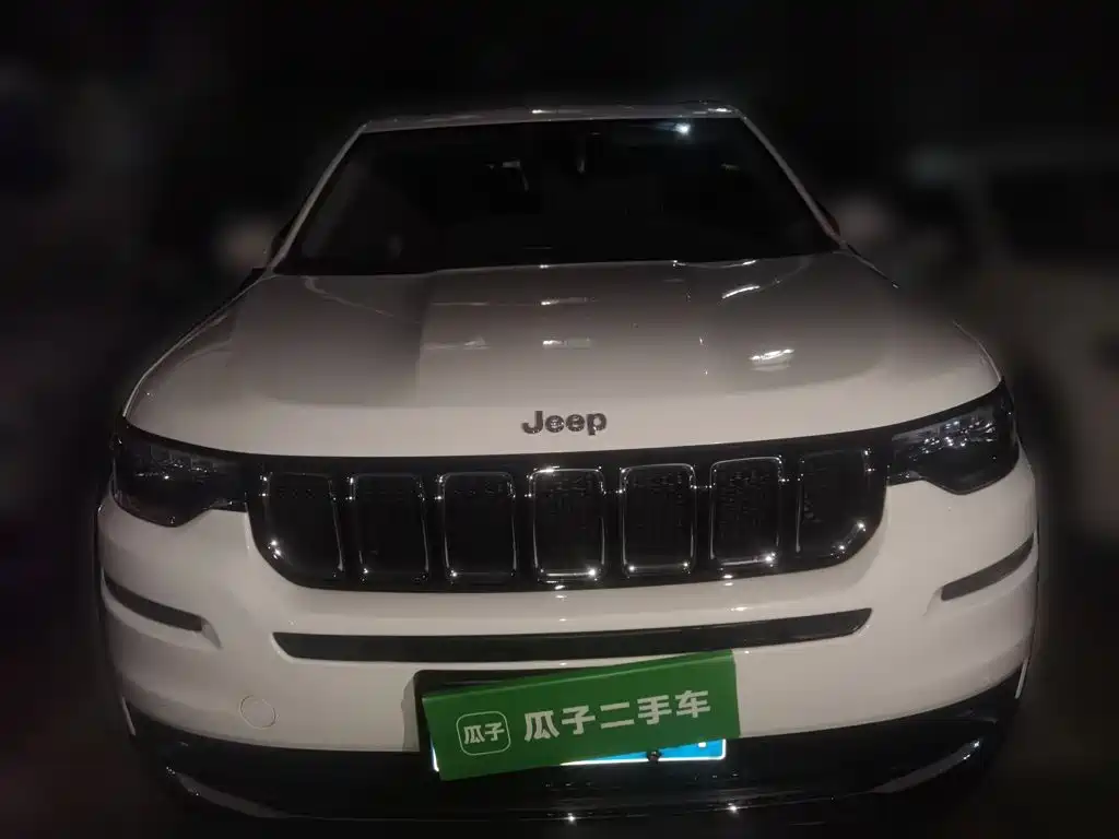 Jeep Grand Commander — миниатюра 2