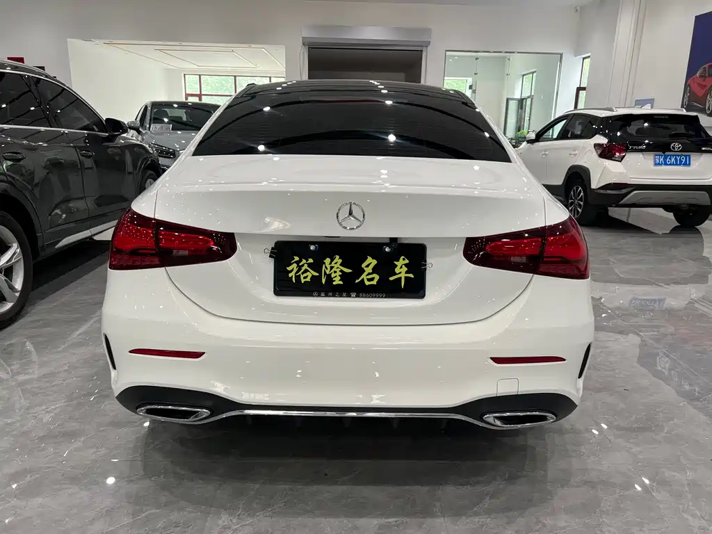 Mercedes-Benz A-Class A 2023 A 180 L