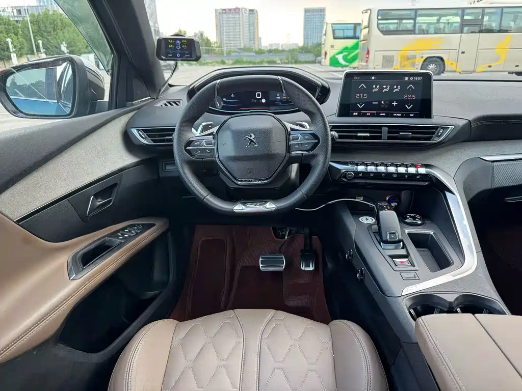 Peugeot 5008 — миниатюра 10
