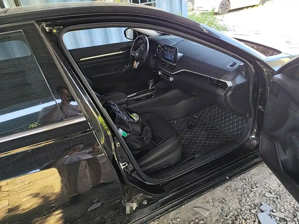Nissan Teana — миниатюра 9