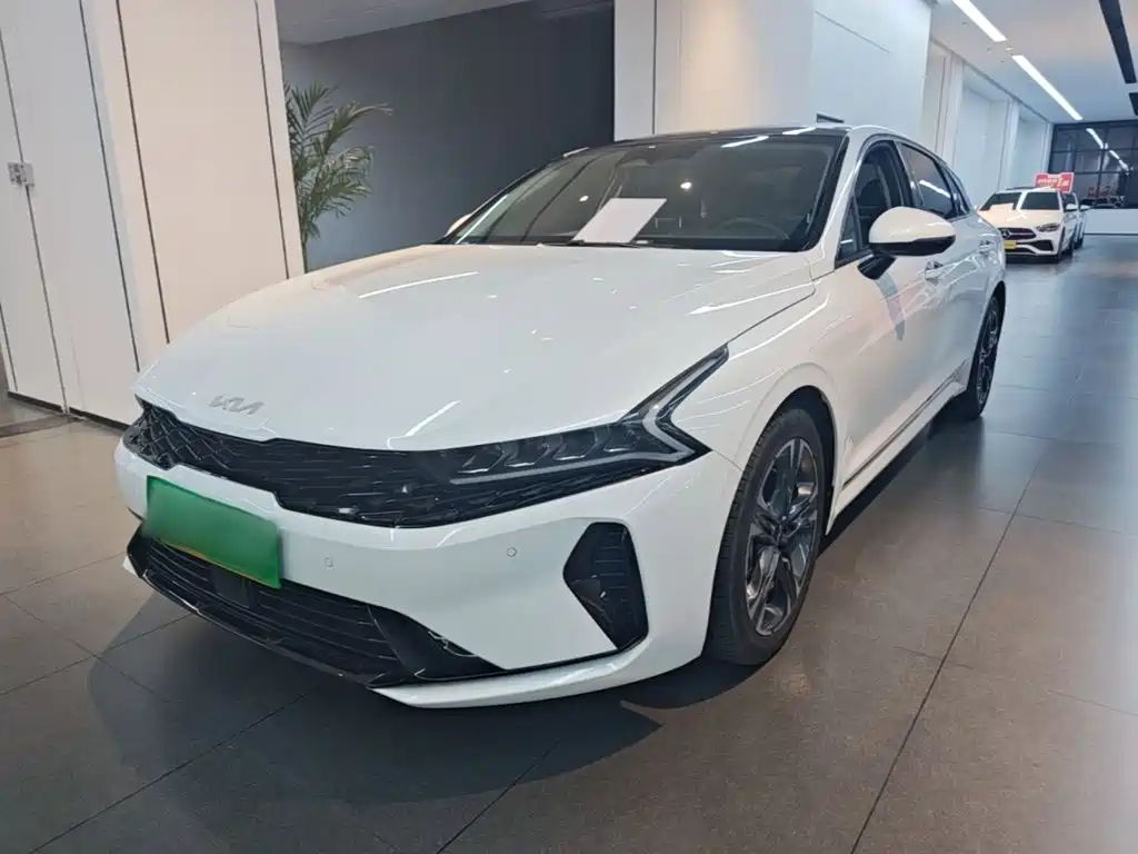 Kia K5 — миниатюра 2