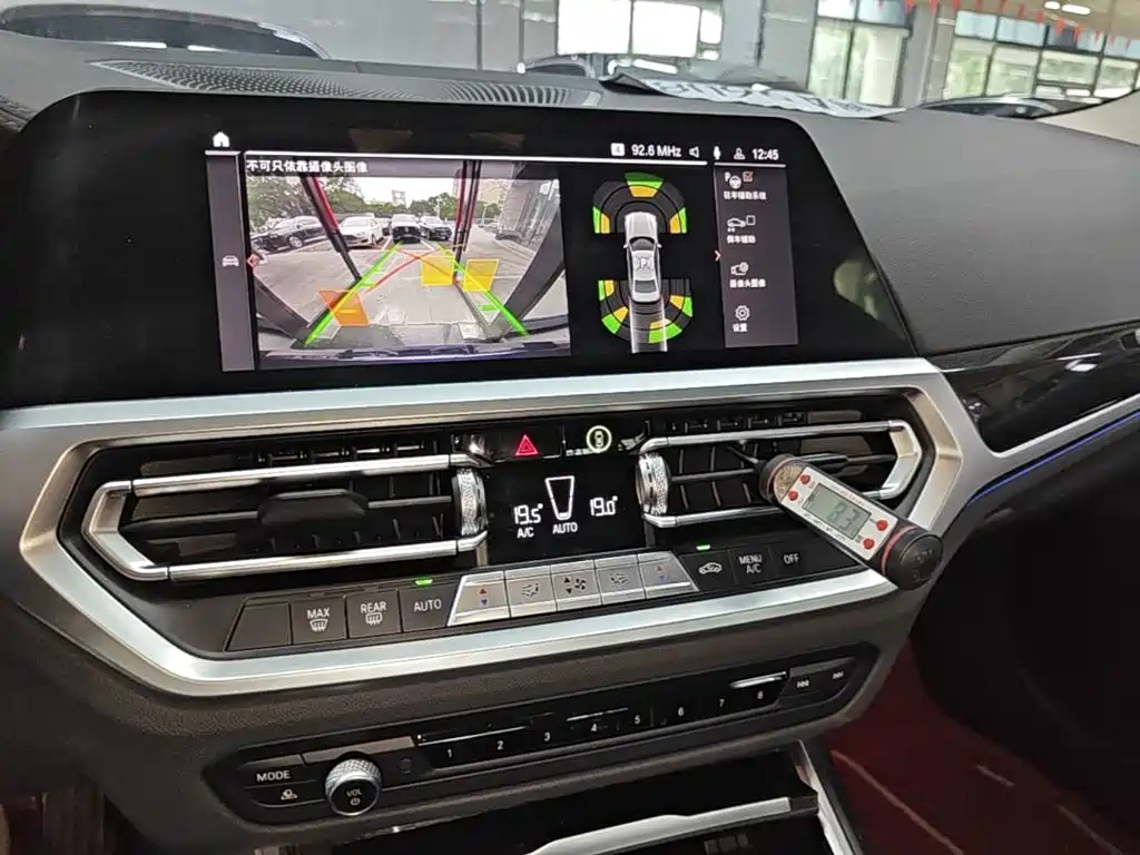 BMW 3 Series — миниатюра 13