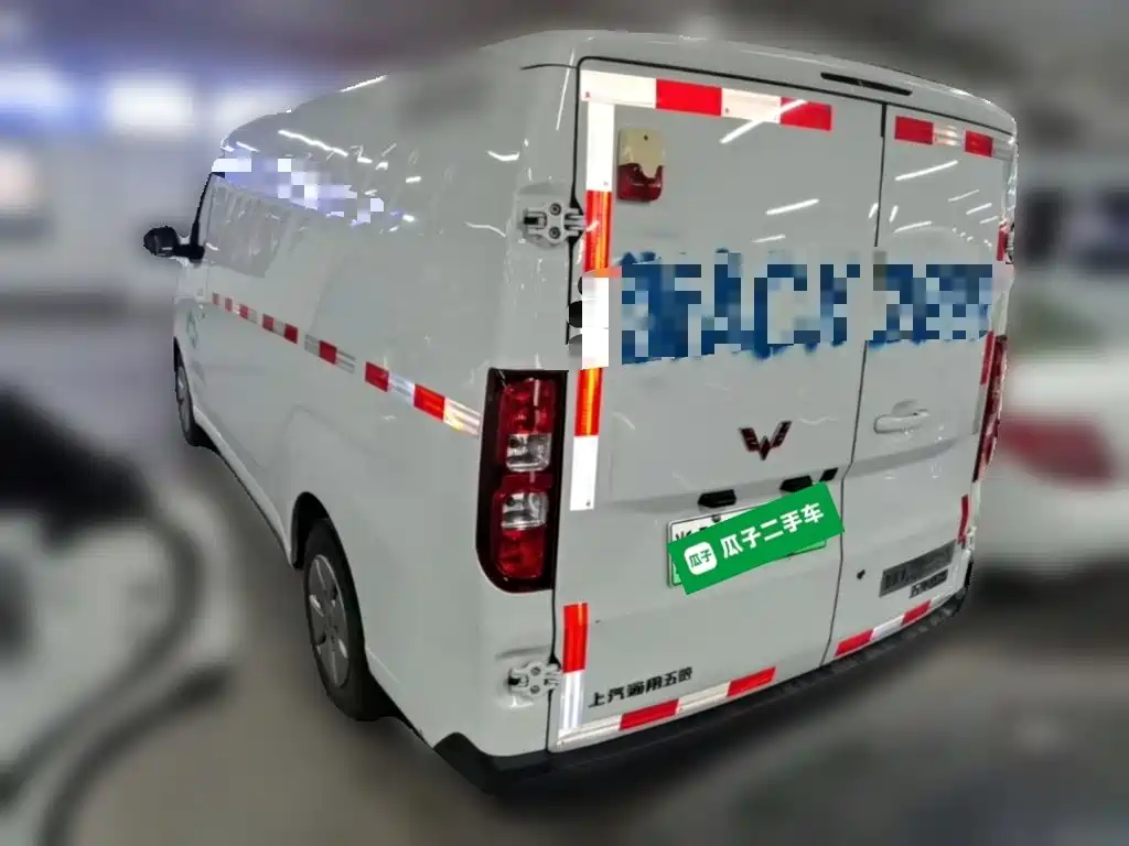 Wuling Yangguang — миниатюра 7