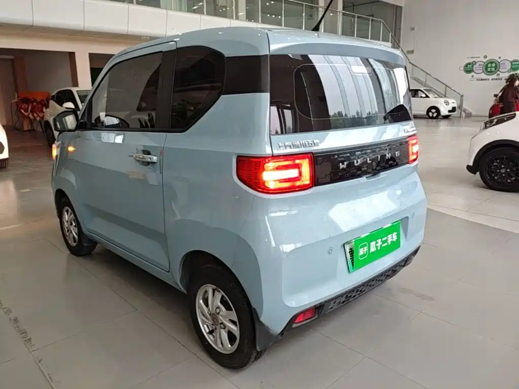 Wuling MINIEV — миниатюра 5