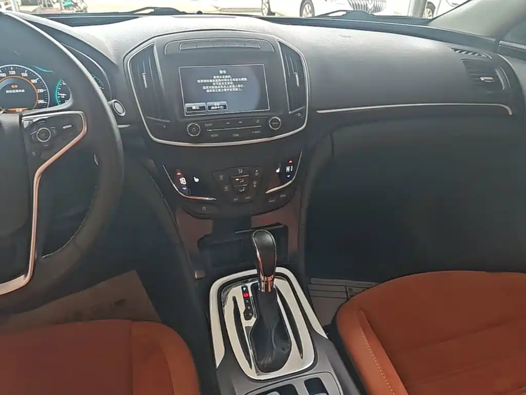 Buick Regal — миниатюра 13
